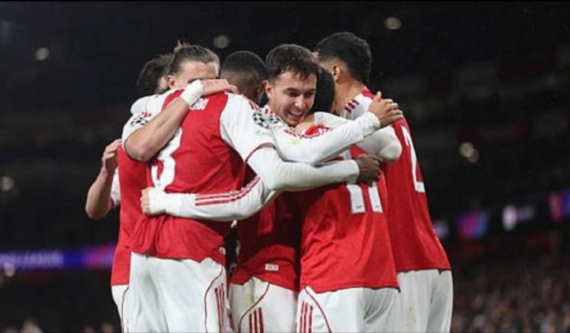 Scholes gióng hồi chuông báo động cho Arsenal: Không vượt qua đại chiến, đừng mơ ngai vàng