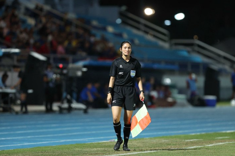 Tuyển nữ Việt Nam bị tước oan bàn thắng, AFC sẽ sớm phạt nữ trọng tài Lào